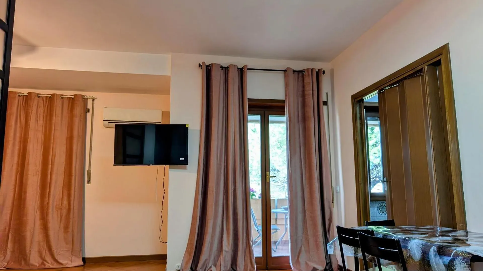 Apartment Yana Apartament Rome